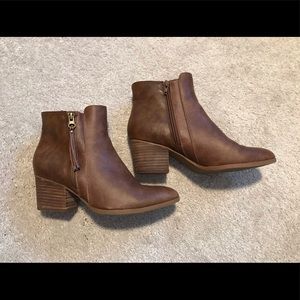 Baretraps Booties